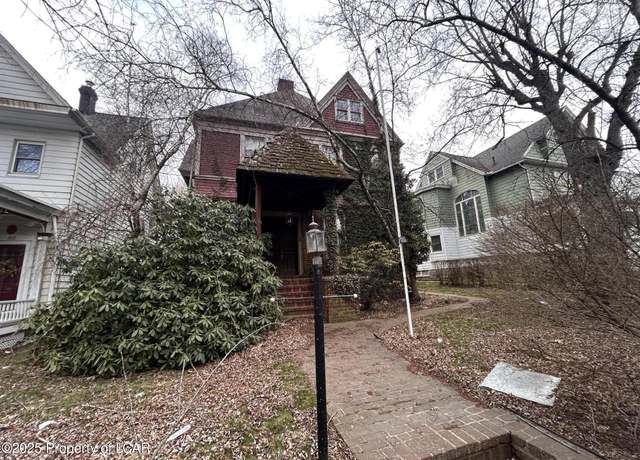 Property at 164 Laurel St, Hazleton, PA 18201, 8 beds, 2.5 baths