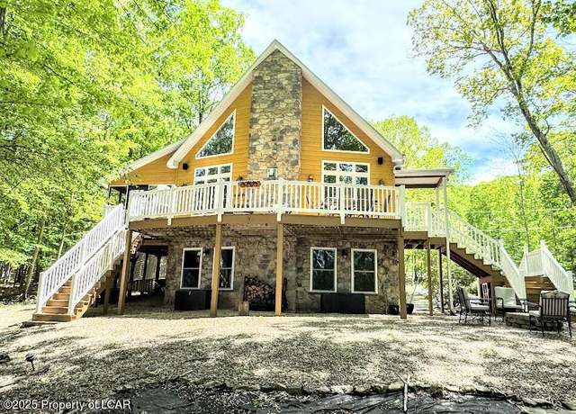 Property at 64 Algonquin Drive Rd, Hazleton, PA 18202, 3 beds, 3 baths