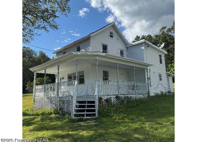 Property at 327 Entwistle St, Weatherly, PA 18255, 3 beds, 1.5 baths