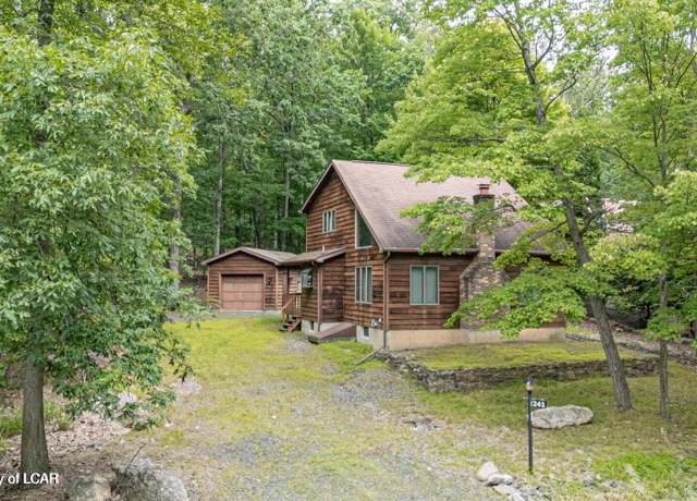 Property at 241 Lake Valley Dr, Hazleton, PA 18202, 3 beds, 2.5 baths