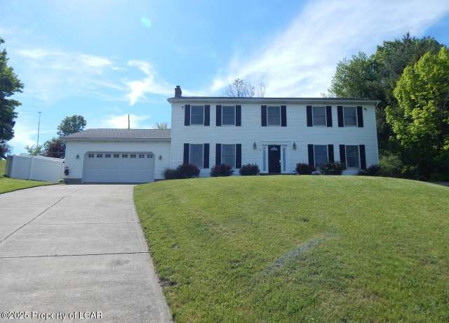 Property at 6 Kings Ct, Nanticoke, PA 18634, 3 beds, 3.5 baths