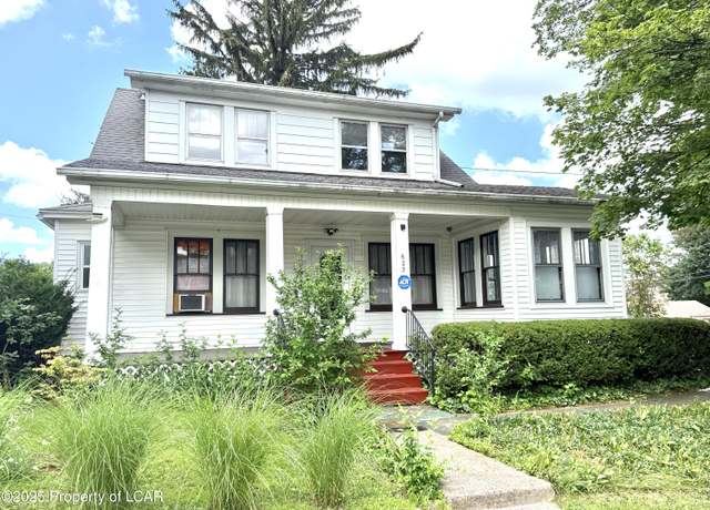 Property at 623 8th St, Hazleton, PA 18201, 3 beds, 1 bath