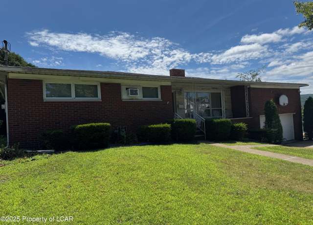Property at 332 Meade St, Wilkes Barre, PA 18702, 4 beds, 2.5 baths