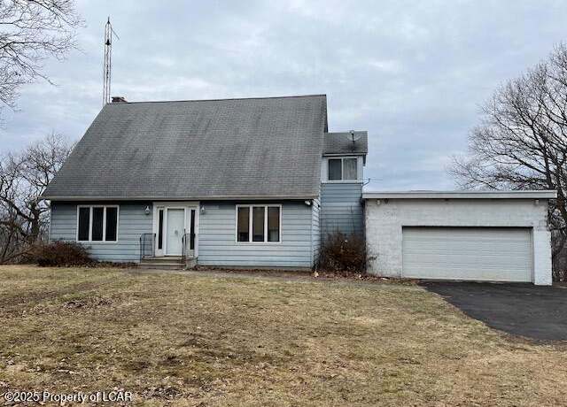 Property at 355 Ridge Rd, Wilkes-barre, PA 18706, 3 beds, 2 baths