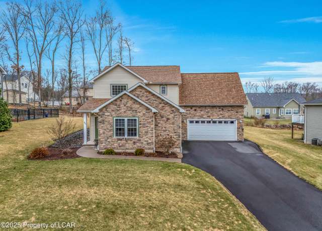 Property at 46 Woodcrest Ave, Mountain Top, PA 18707, 4 beds, 2.5 baths