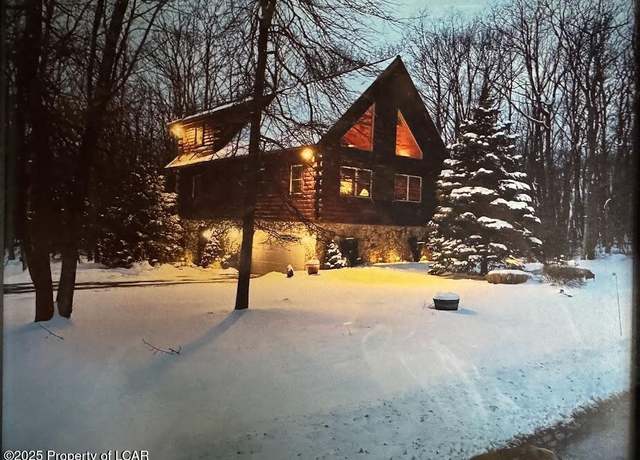 Property at 100 Glen Eagles Dr, Hazle Twp, PA 18202, 3 beds, 3 baths