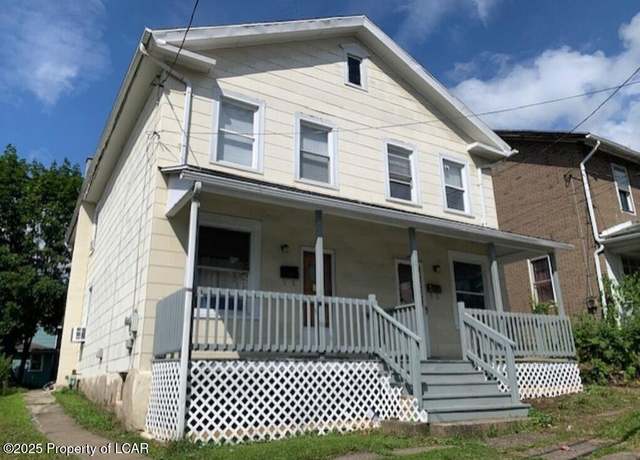 Property at 141 Center Ave, Plymouth, PA 18651, 7 beds, 2 baths