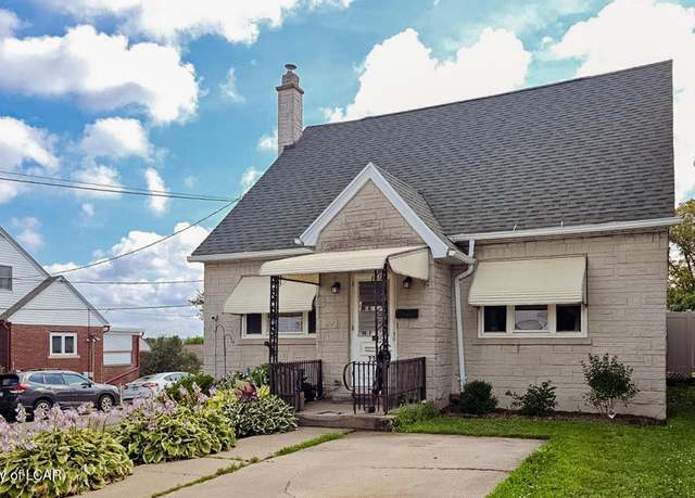 Property at 739 Grant St, Hazleton, PA 18201, 5 beds, 3 baths