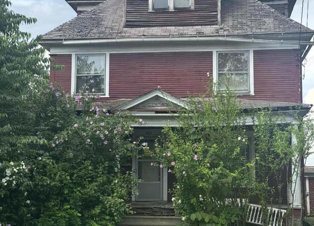Property at 805 Sunset St, Scranton, PA 18509, 4 beds, 1.5 baths