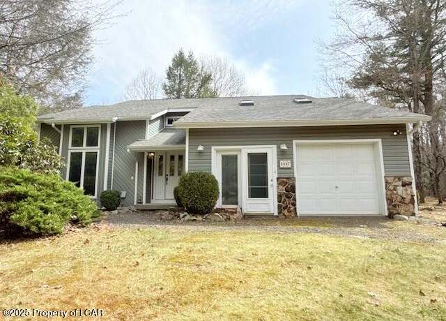 Property at 107 Overview Ct, Drums, PA 18222, 4 beds, 2.5 baths