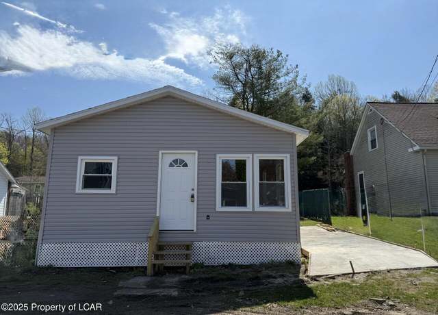 Property at 222 Noble St, Harveys Lake, PA 18618, 3 beds, 1 bath