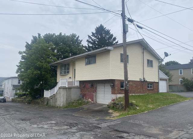 Property at 620 4th St, Hazleton, PA 18201, 3 beds, 2 baths