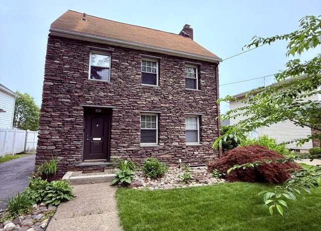Property at 578 Westmoreland Ave, Kingston, PA 18704, 3 beds, 3 baths