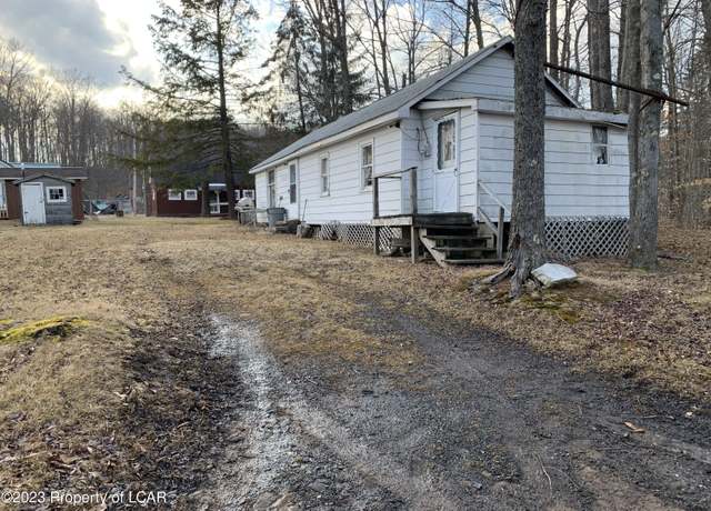 Property at 33 Walton Rd, Lopez, PA 18628, 1 bed