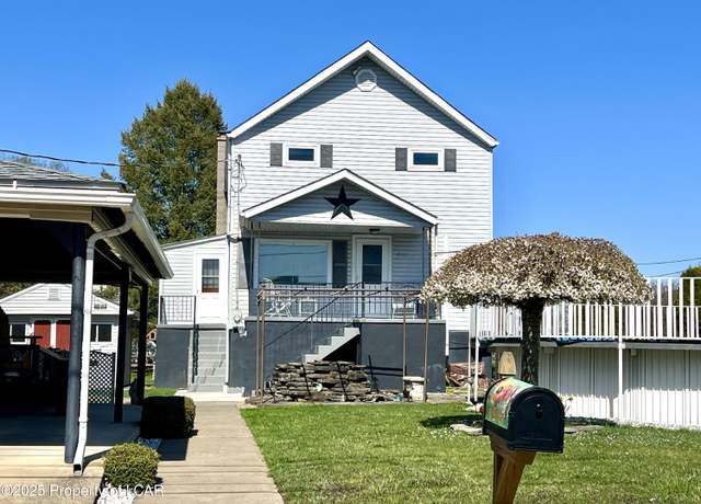 Property at 1105 Center St, Hanover Township, PA 18706, 4 beds, 1.5 baths