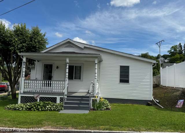 Property at 2 Pulaski St, Hanover Township, PA 18706, 2 beds, 1 bath