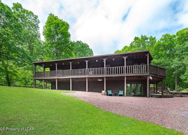 Property at 1042 Mount Zion Rd, Harding, PA 18643, 3 beds, 2 baths