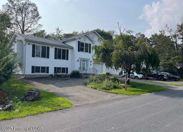 Property at 2114 Freedom Way, Pocono Summit, PA 18346, 4 beds, 3 baths