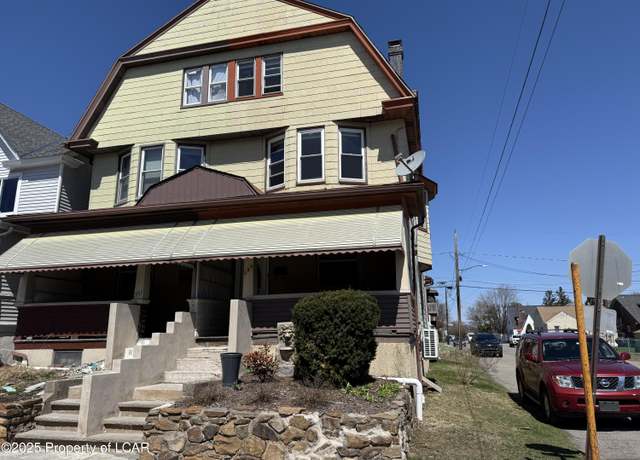Property at 359 Muir Ave, Hazleton, PA 18201, 5 beds, 1 bath