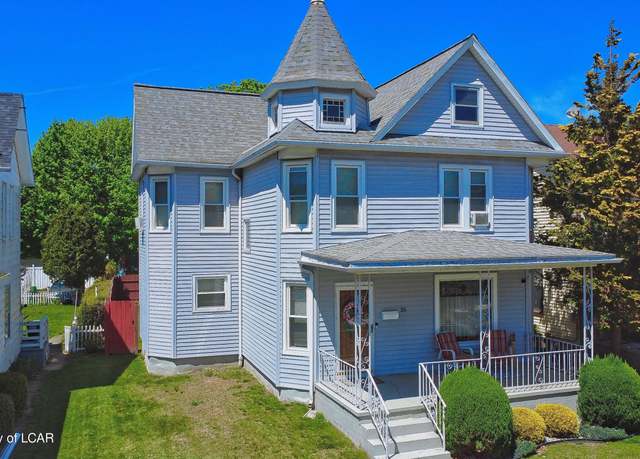 Property at 26 Washington St, West Pittston, PA 18643, 4 beds, 1.5 baths
