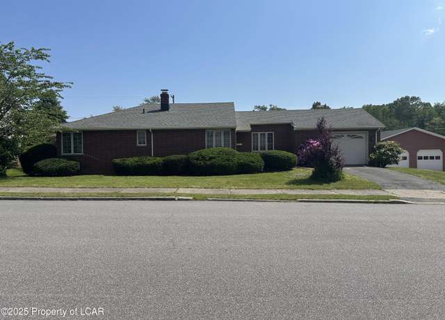 Property at 222 Kiefer Ave, Hazleton, PA 18201, 3 beds, 2 baths