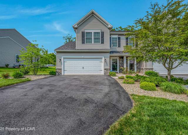 Property at 352 Sherwood Dr, Mountain Top, PA 18707, 3 beds, 3.5 baths