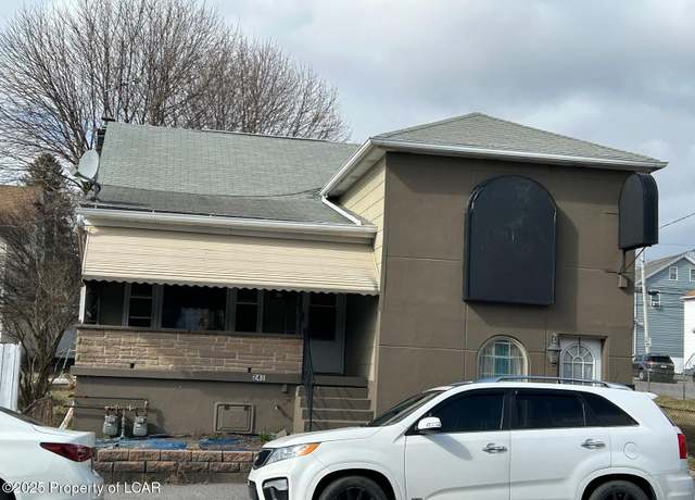 Property at 241 243 Diamond Ave, Hazleton, PA 18201, 4 beds, 2 baths