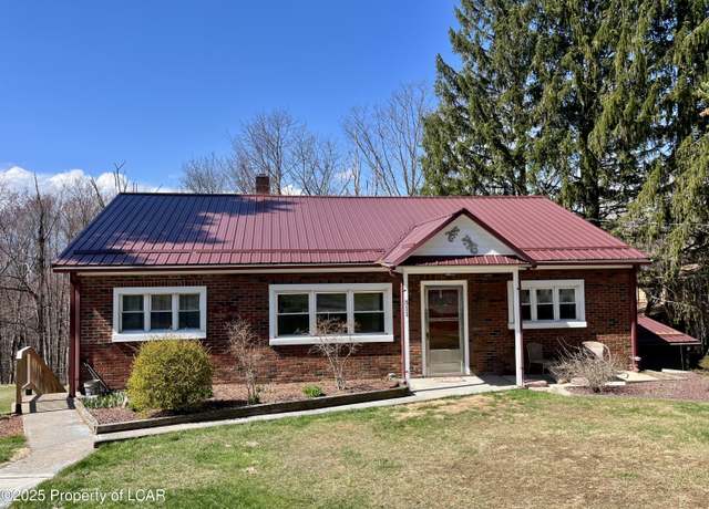 Property at 511 Pittston Blvd, Bear Creek, PA 18702, 4 beds, 2 baths