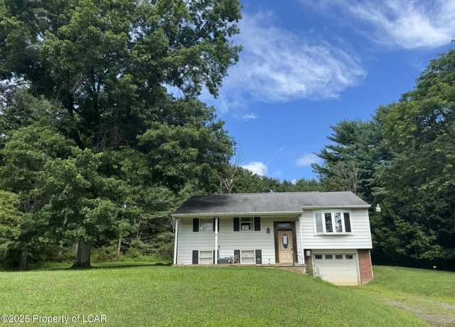 Property at 150 Norwood Dr, Williamsport, PA 17701, 3 beds, 1 bath