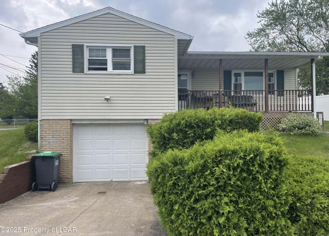 Property at 630 23rd St, Hazle Twp, PA 18202, 3 beds, 1.5 baths