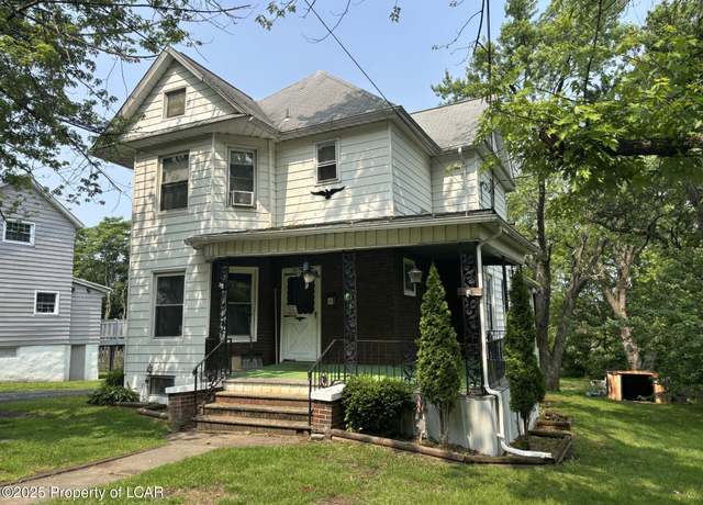Property at 25 Poole St, Pittston Twp., PA 18640, 4 beds, 1.5 baths