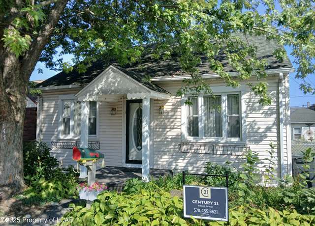 Property at 147 Carleton Ave Ave, Hazleton, PA 18201, 3 beds, 1 bath