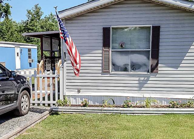 Property at 78 Andrew Dr, Ashley, PA 18706, 2 beds, 2 baths