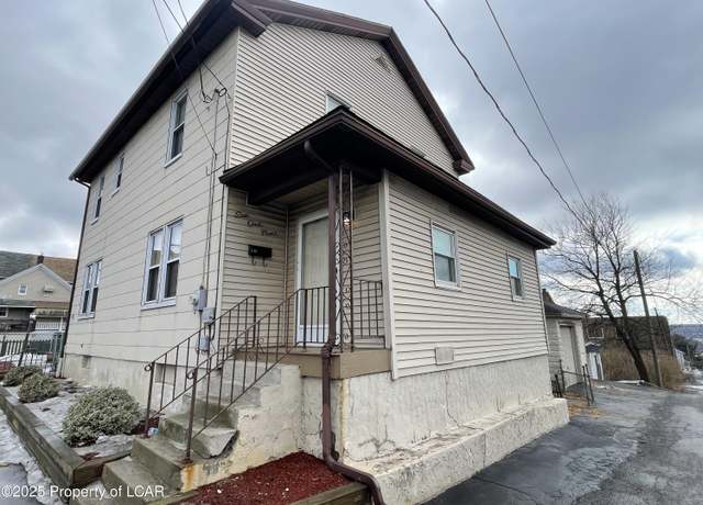 Property at 619 Perry Ct, Hazleton, PA 18201, 4 beds, 1.5 baths