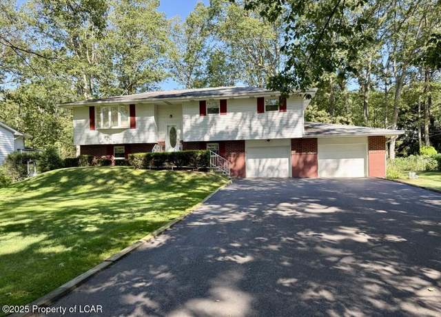 Property at 17 Old North Rd, Mountain Top, PA 18707, 4 beds, 1.5 baths