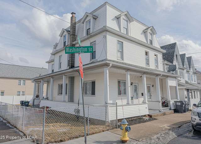 Property at 217-219 Washington St, Freeland, PA 18224, 10 beds, 3 baths