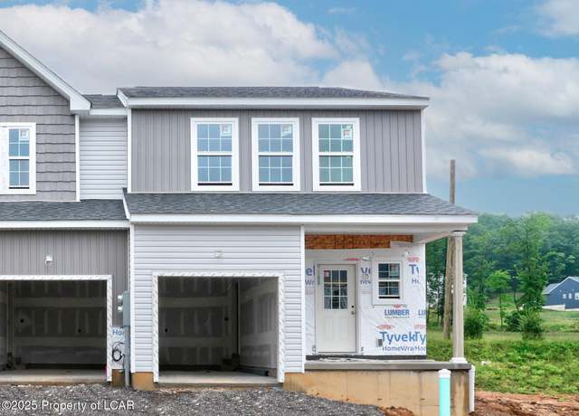 Property at 851 Champions Dr, Drums, PA 18222, 3 beds, 2.5 baths