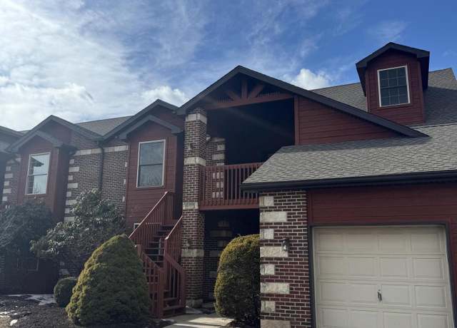 Property at 1303 Country Club Dr, Hazleton, PA 18202, 2 beds, 2 baths