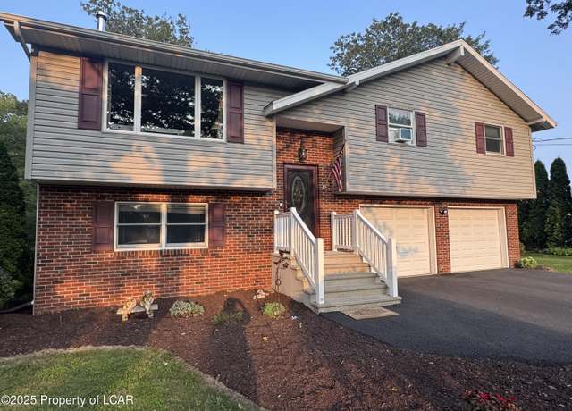 Property at 13 Hi-tor East, Freeland, PA 18224, 3 beds, 2 baths