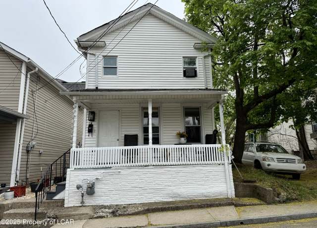 Property at 14 Phoenix St, Wilkes-barre, PA 18702, 3 beds, 1.5 baths