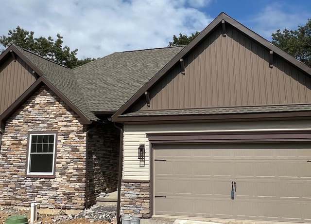 Property at 9 Tulip Tree Ln, Hazle Twp, PA 18202, 3 beds, 2.5 baths