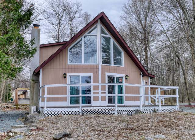Property at 1452 Waterfront Dr, Tobyhanna, PA 18466, 3 beds, 2 baths