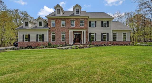 Photo of 120 Ice Lake Dr, Mountain Top, PA 18707