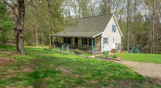 Photo of 1377 Loyalville Outlet Rd, Harveys Lake, PA 18618