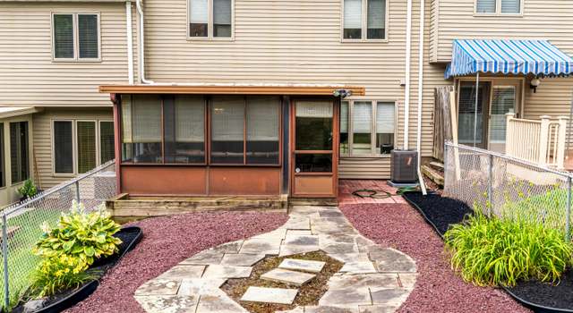 Photo of 31 Clarks Lane Ln, Plains, PA 18705