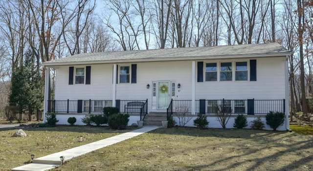 Photo of 41 Edge Trl, Sugarloaf, PA 18249