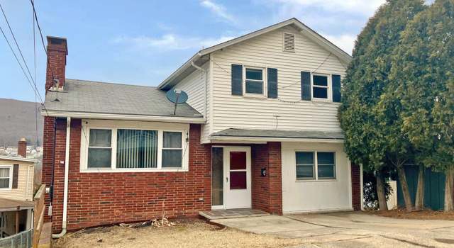 Photo of 2 Center St, Nesquehoning, PA 18240