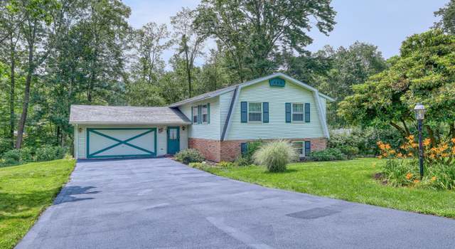 Photo of 42 Walden Dr, Mountain Top, PA 18707