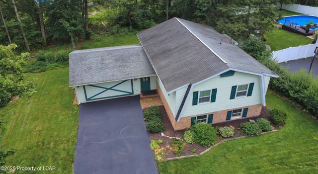 Photo of 42 Walden Dr, Mountain Top, PA 18707