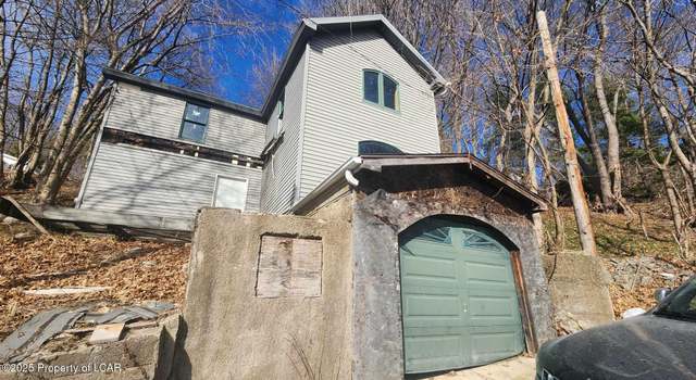 Photo of 11 Hillside Ave, Plymouth, PA 18651